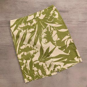 Lightweight Green & Ivory Abstract Pencil Skirt